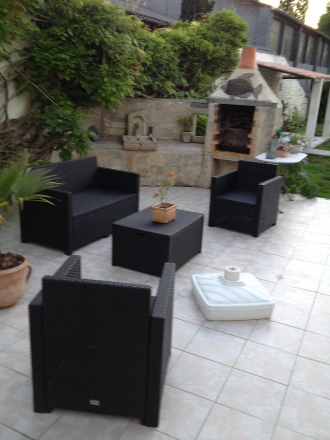 Studio Avec Piscine Privee Jardin Clos Et Wifi A Saint Jean D'Angely Exteriér fotografie