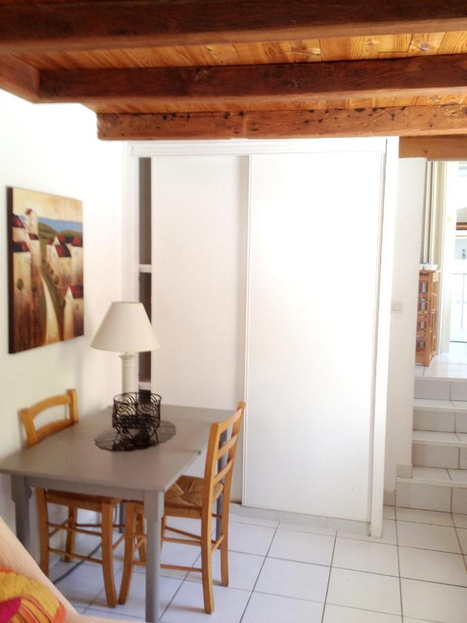 Studio Avec Piscine Privee Jardin Clos Et Wifi A Saint Jean D'Angely Exteriér fotografie